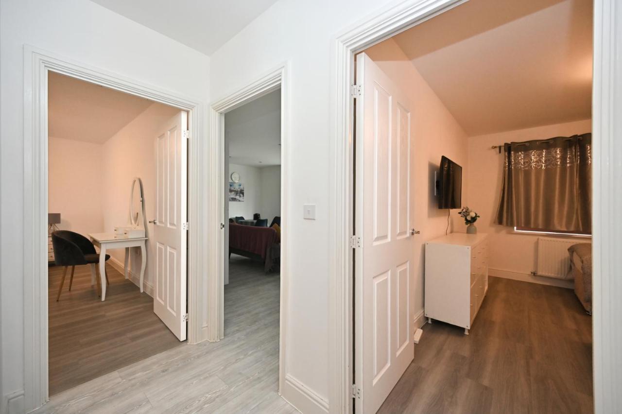 Luxury 2Bedroom - 2Bath - Prime Location - Patio Harrow on the Hill Extérieur photo