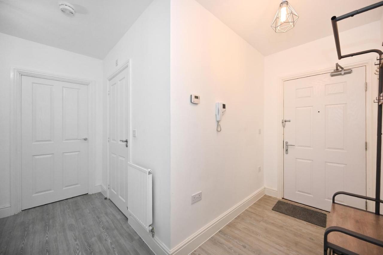 Luxury 2Bedroom - 2Bath - Prime Location - Patio Harrow on the Hill Extérieur photo