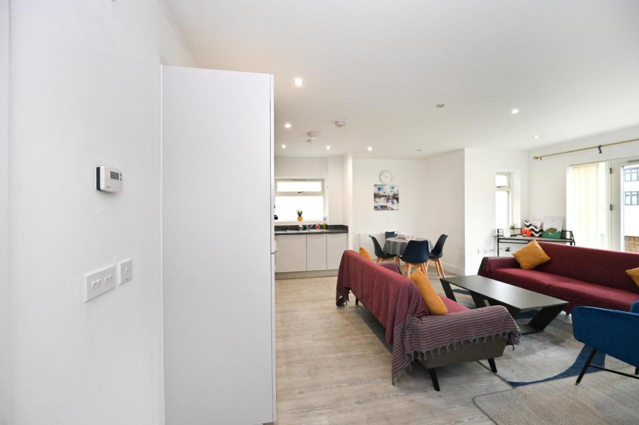 Luxury 2Bedroom - 2Bath - Prime Location - Patio Harrow on the Hill Extérieur photo