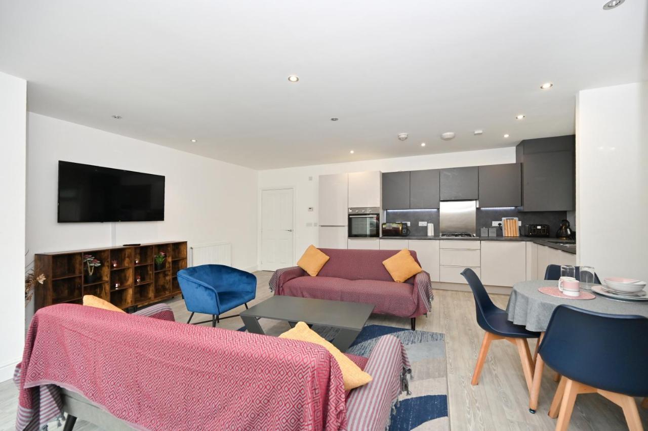 Luxury 2Bedroom - 2Bath - Prime Location - Patio Harrow on the Hill Extérieur photo