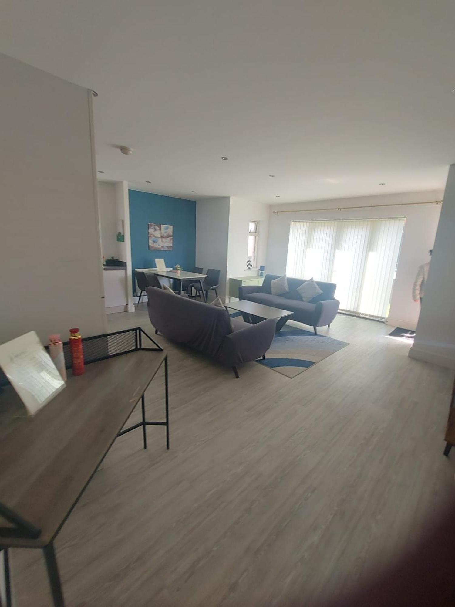 Luxury 2Bedroom - 2Bath - Prime Location - Patio Harrow on the Hill Extérieur photo