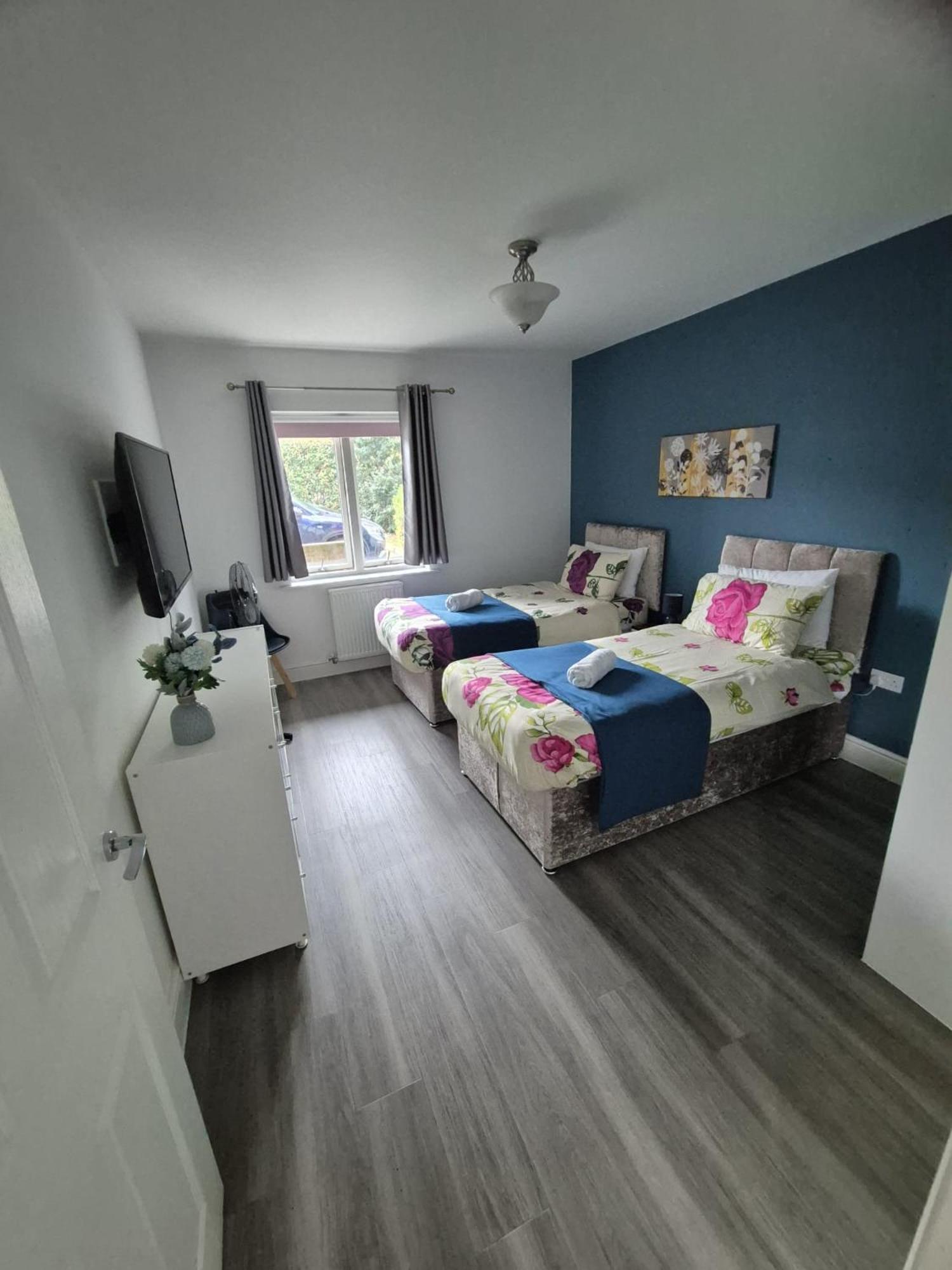 Luxury 2Bedroom - 2Bath - Prime Location - Patio Harrow on the Hill Extérieur photo