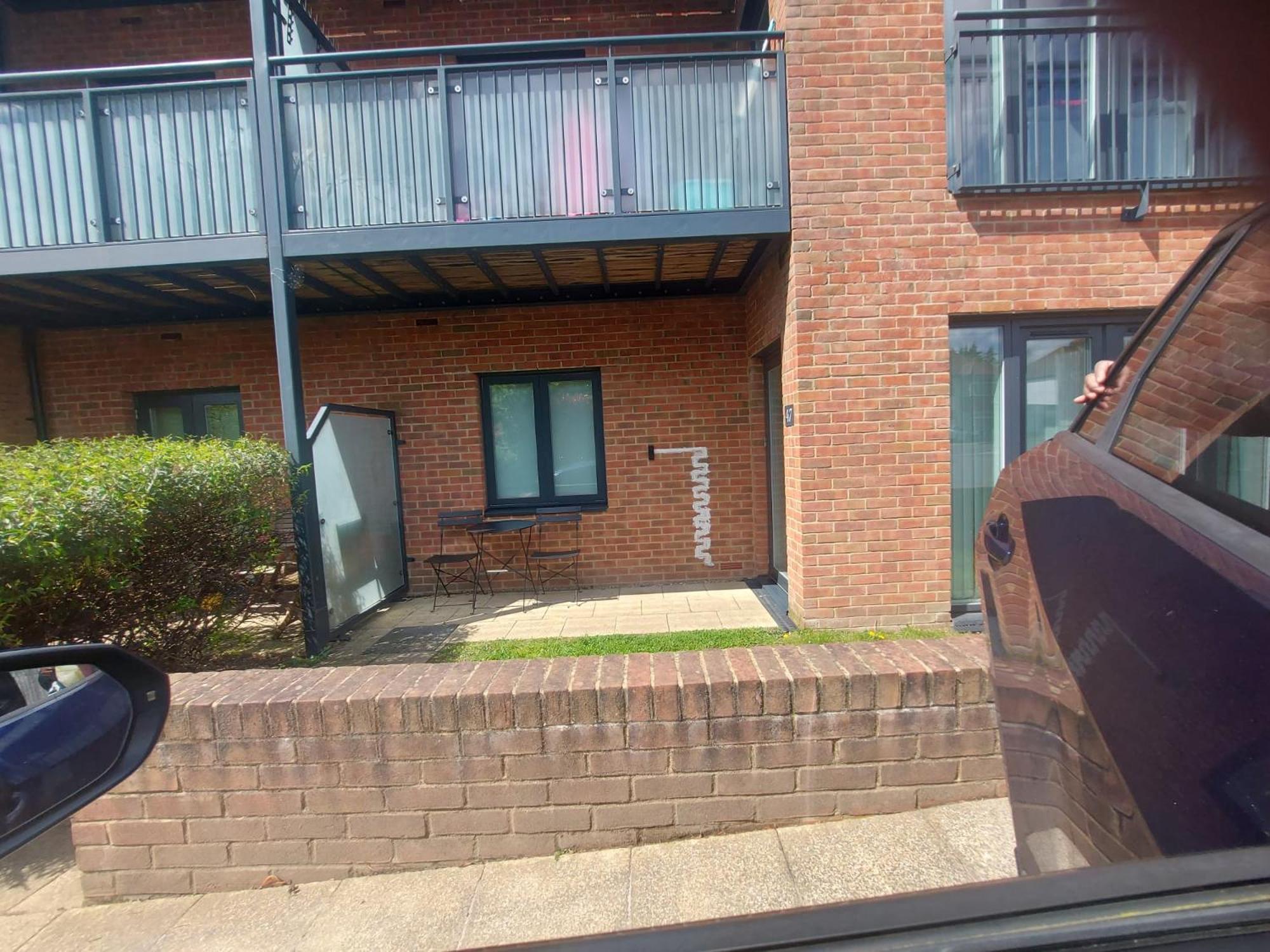 Luxury 2Bedroom - 2Bath - Prime Location - Patio Harrow on the Hill Extérieur photo